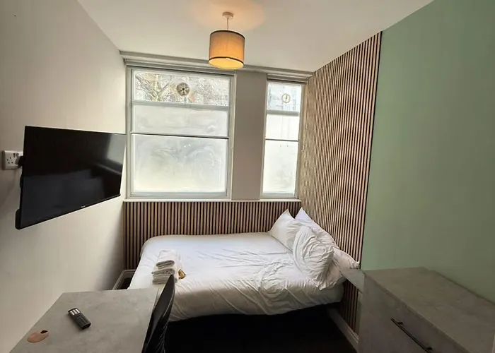 Six Bedroom Flat On John Street - Flat 1 Apartman *